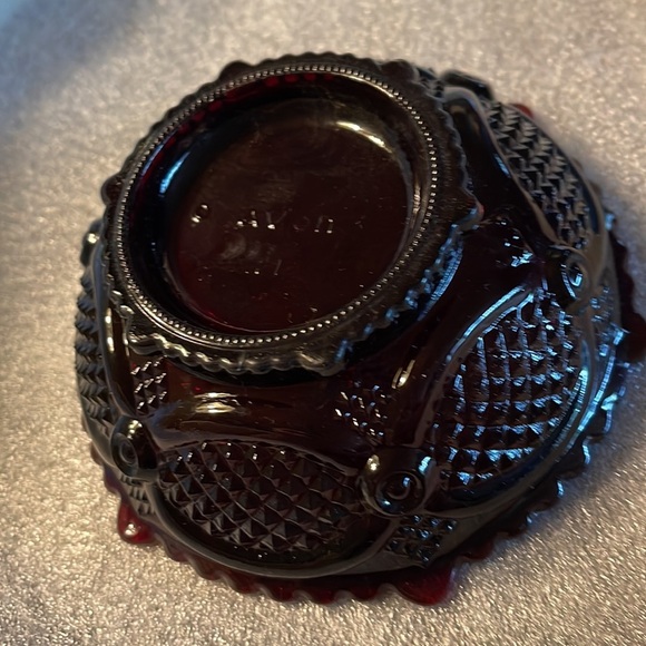 Avon Vintage Cape Cod Red Dessert Bowl - Picture 3 of 5